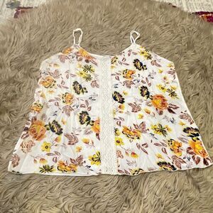 Floral Tank top XL